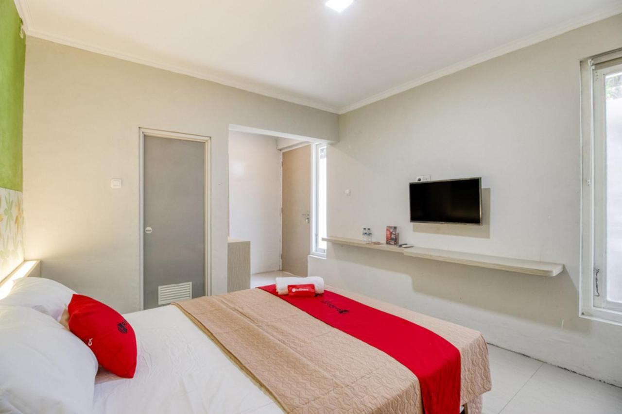 Reddoorz Near Malioboro Tugu Station Jogja 2 Otel Yogyakarta Dış mekan fotoğraf