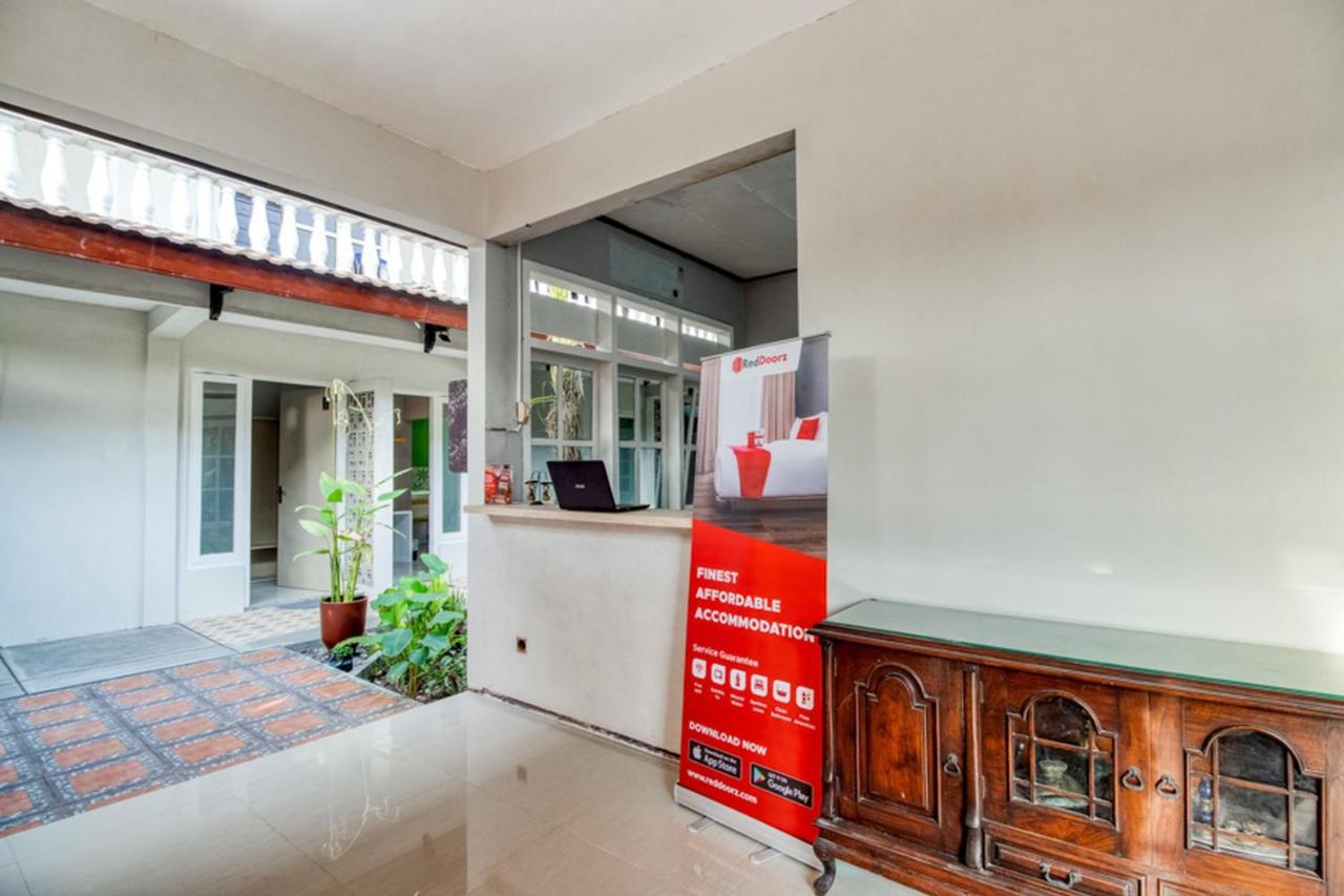 Reddoorz Near Malioboro Tugu Station Jogja 2 Otel Yogyakarta Dış mekan fotoğraf