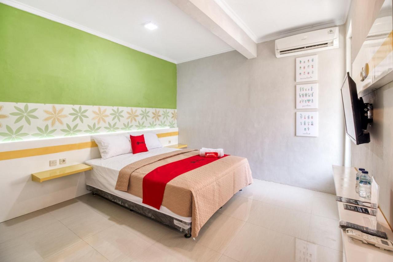 Reddoorz Near Malioboro Tugu Station Jogja 2 Otel Yogyakarta Dış mekan fotoğraf
